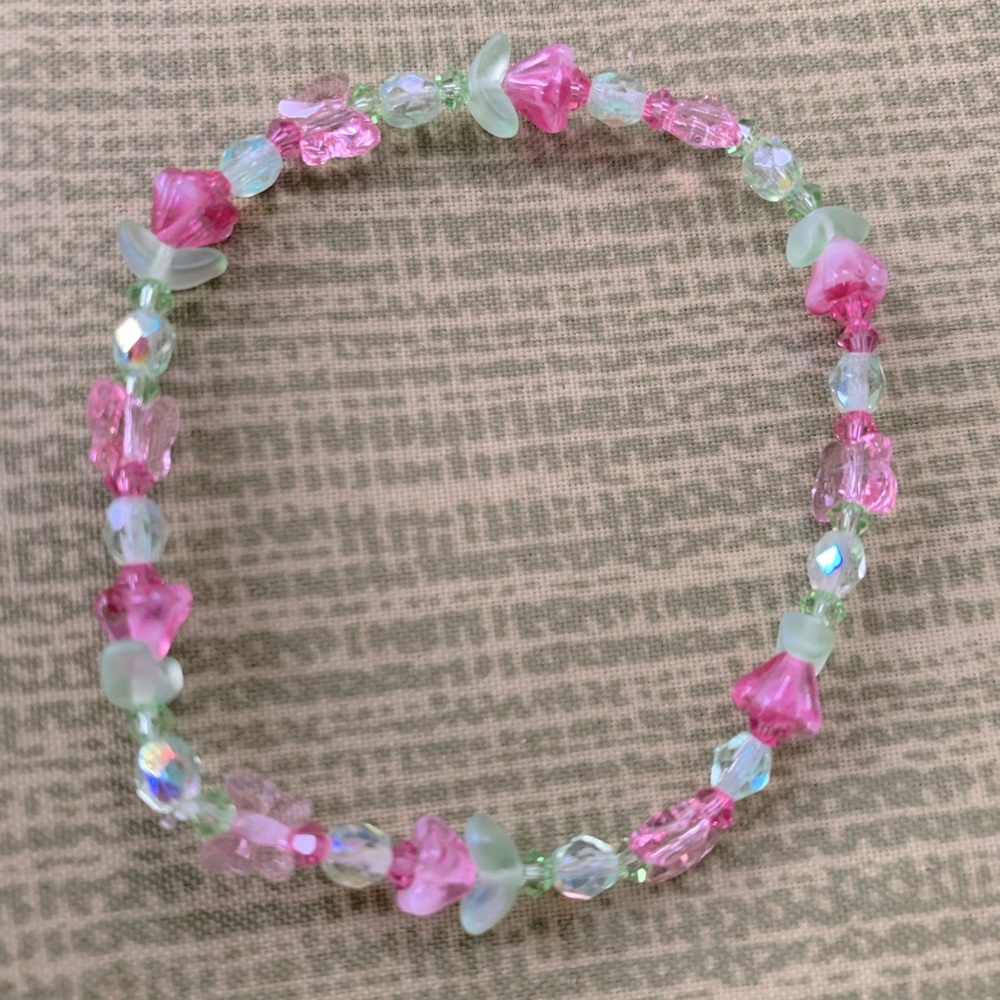 Rose and butterfly stretch bracelet
